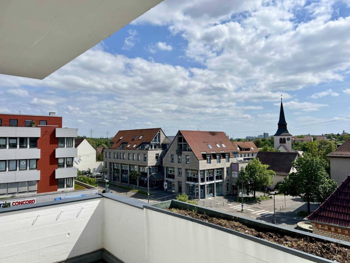 Nujen- Hotel Und Apartment Stuttgart Zuffenhausen Exterior foto